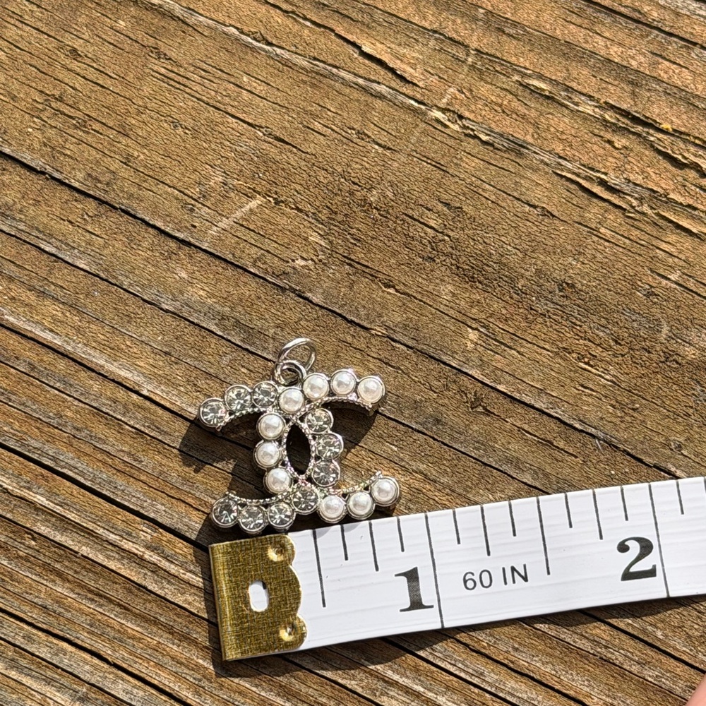 Elegant Silver and Pearl Pendant STAMPED CHARM - Picture 4 of 5